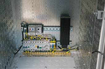 ЦМО ШТВ-Н-9.6.5-4ААА-Т2 комплектация T2-IP65, Шкаф всепогодный укомплектованный 9U